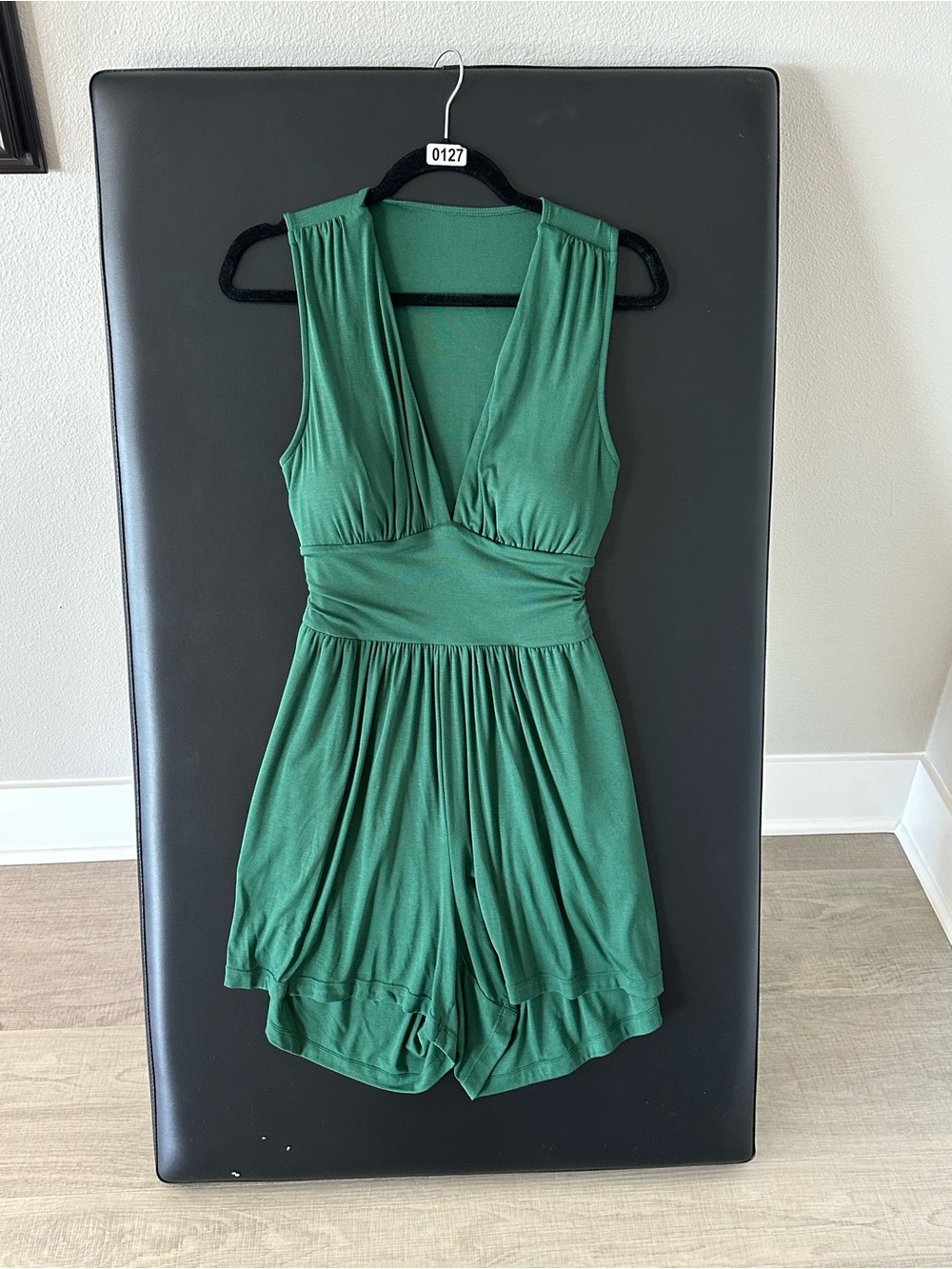 HALARA Green Sleeveless V-Neck Romper